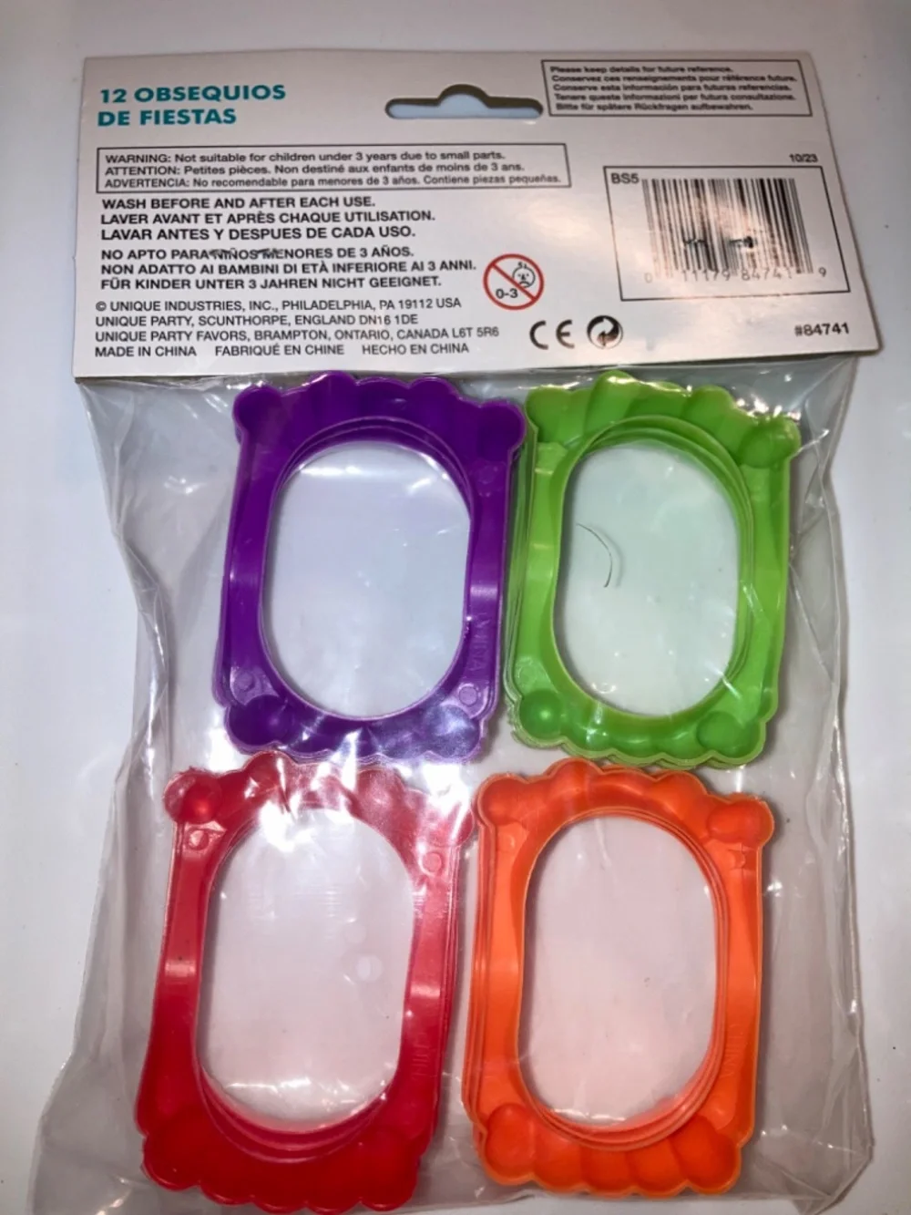 Neon Plastic Vampire Teeth Halloween Party Favors 12-Count Pack NWT fangs